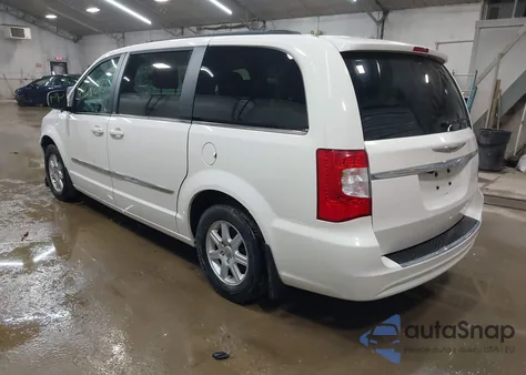 2011 Chrysler Town & Country Touring из США, поврежденный, VIN 2A4RR5DG0BR676646
